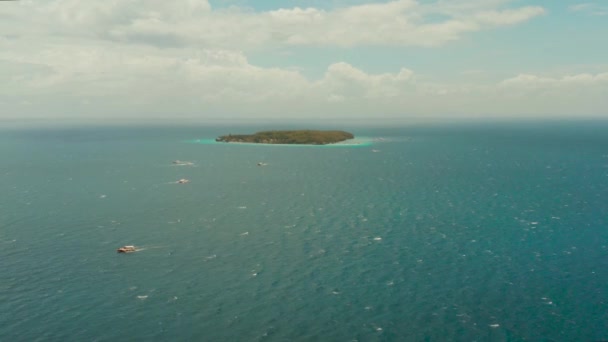 Pequeña Isla Tropical Sumilon Con Playa Bar Arena Filipinas Concepto — Vídeo de stock
