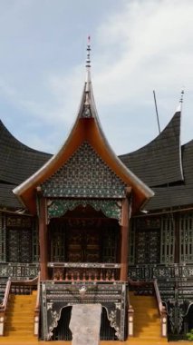 Sumatra, Endonezya - Sep 2, 2022: Silinduang Bulan Sarayı veya Silindung Bulan Sarayı Endonezya 'da yer alan bir saray..