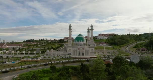 Widok Góry Tradycyjny Meczet Sumatrze Masjid Agung Syahrun Nur Tapanuli — Wideo stockowe
