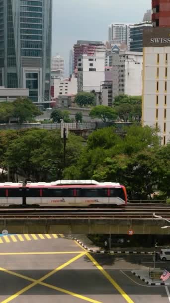 Kuala Lumpur Malezya Eylül 2022 Hızlı Toplu Taşıma Raylı Sistemi — Stok video