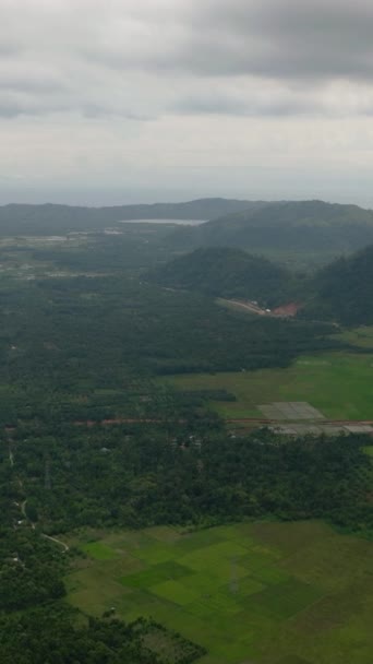 Dron Powietrzny Doliny Wioskami Ziemią Uprawną Wyżynach Sumatra Indonezja — Wideo stockowe