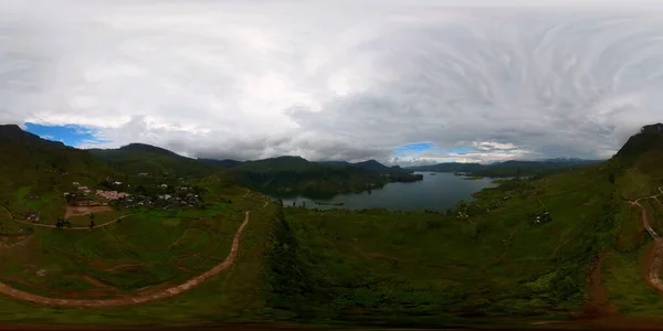 Herbata Wśród Gór Jezioro Wodospadem Sri Lanka Maskeliya 360 Panorama — Zdjęcie stockowe