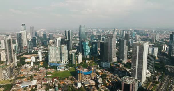 Flygfoto Över Skyskrapor Och Moderna Byggnader Jakarta Indonesien — Stockvideo