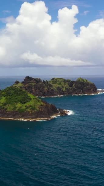 Drone Aereo Isola Tropicale Rocciosa Nell Oceano Blu Isola Dos — Video Stock