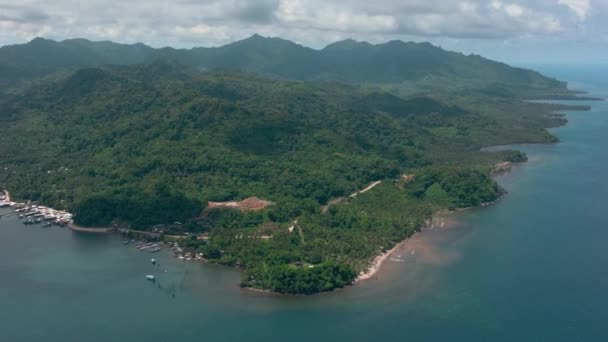 Horní Pohled Ostrov Balabac Tropickým Lesem Modrým Mořem Palawan Filipíny — Stock video