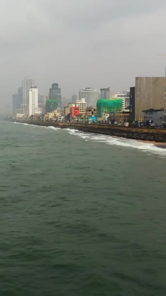 Luftaufnahme Der Stadt Colombo Vom Ozean Aus Sri Lanka — Stockvideo
