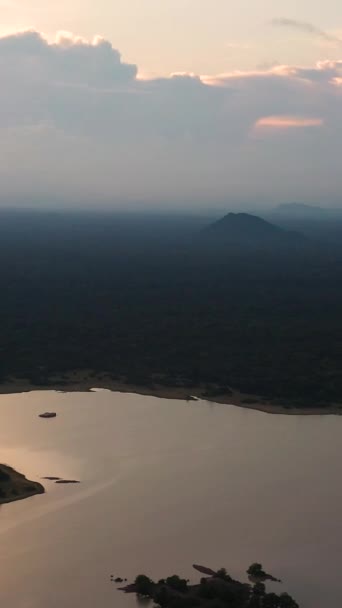 Lago Selva Tropical Atardecer Parque Nacional Sri Lanka — Vídeo de stock