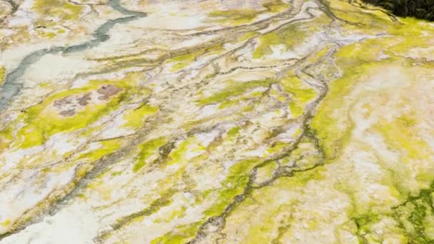 Paisaje Geotermal Con Río Azufre Hirviendo Caliente Manantiales Debido Actividad — Vídeos de Stock