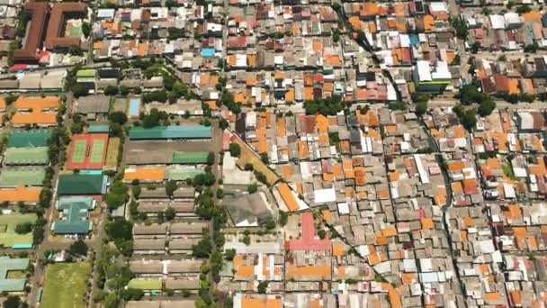 Μια Φτωχογειτονιά Στην Τζακάρτα Πυκνές Οικιστικές Εξελίξεις Τοπίο Πόλης — Αρχείο Βίντεο