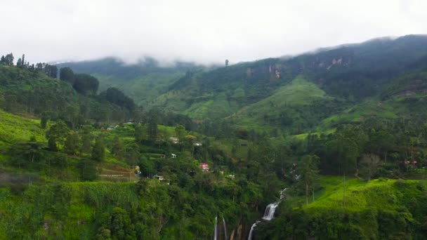 Aerial View Waterfall Mountains Tea Plantation Puna Ella Falls Sri — Video