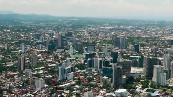 宿务市在高山的背景下 菲律宾 — 图库视频影像