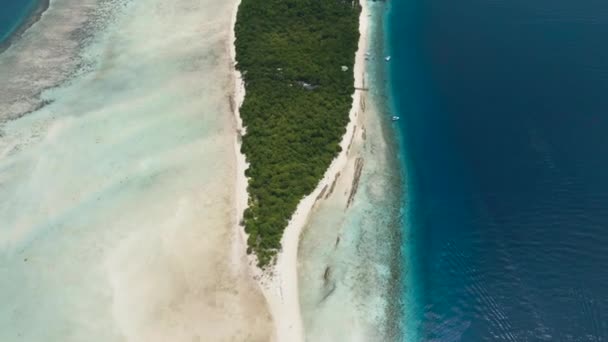 Drone Aéreo Atol Ilha Tropical Combinando Com Praia Parque Marinho — Vídeo de Stock