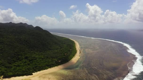 Aerial Drone Tropical Island Coastline Blue Ocean Luzon Santa Ana — Αρχείο Βίντεο