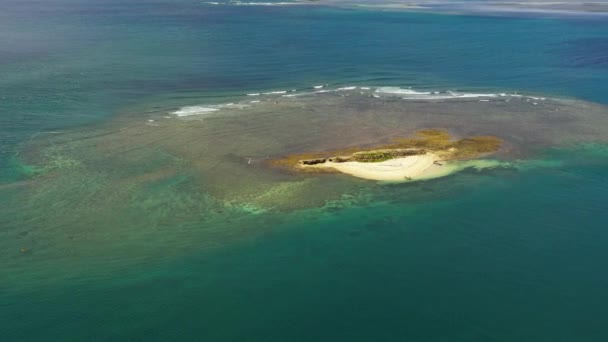 Drone Aereo Dell Isola Sandy Nel Mare Blu Isola Dei — Video Stock