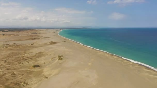 Sandy Beach Ocean Waves Paoay Sand Dunes Ilocos Norte Philippines — Video