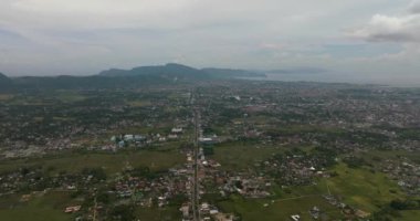 Banda Aceh, Afrika kıtasında bulunan Aceh devletinde bir şehirdir. Sumatra, Endonezya.