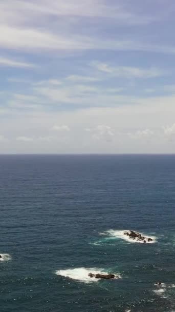 Zeegezicht Oceaan Blauwe Lucht Met Wolken Filippijnen — Stockvideo