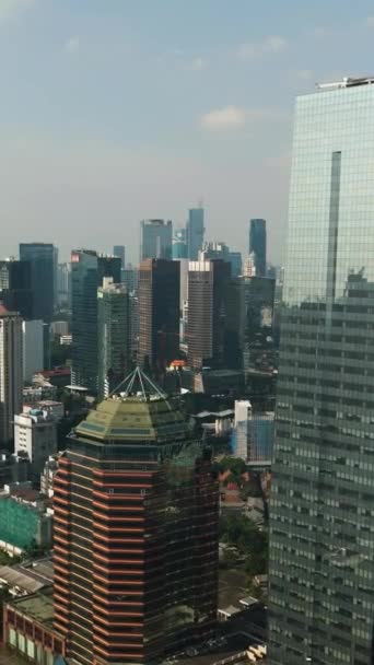 Distrikt Staden Jakarta Och Skyskrapor Utsikt Uppifrån Vertikal Video — Stockvideo