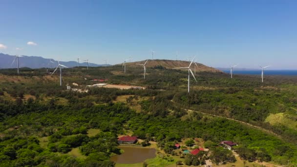 Rüzgar Türbinlerinin Hava Aracı Temiz Sürdürülebilir Enerji Üretiyor Temiz Enerji — Stok video