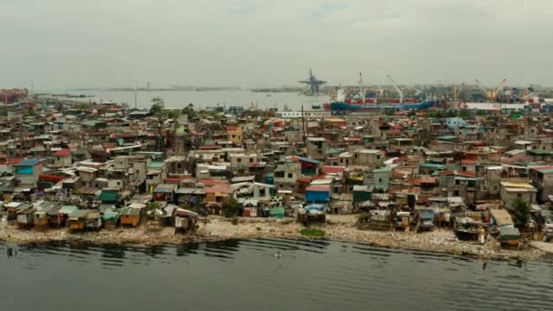 Barrios Manila Cerca Del Puerto Orilla Río Contaminado Con Basura — Vídeo de stock