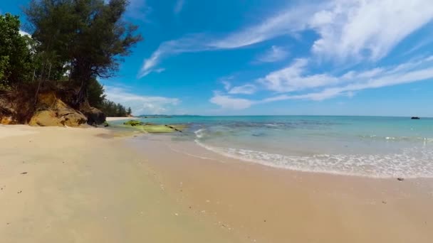 Tropical Landscape Beautiful Beach Borneo Malaysia Tindakon Dazang Beach — стоковое видео