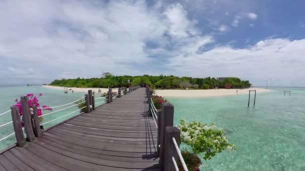 Beautiful Sandy Beach Blue Sea Malaysia Pompom Island — стоковое видео