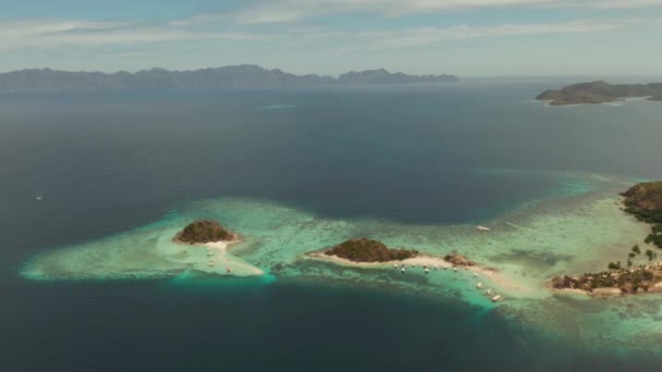 Baia Aerea Con Isola Tropicale Spiaggia Sabbia Acqua Turchese Barriera — Video Stock
