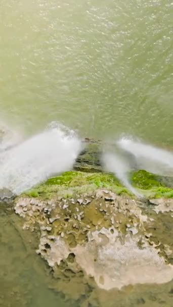 Drone Aérien Cascade Dans Canyon Montagne Chutes Niludhan Negros Philippines — Video