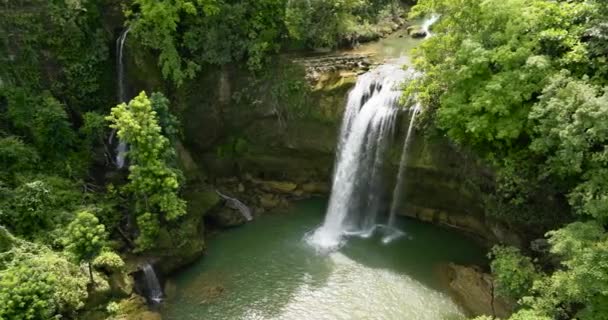 Vue Dessus Cascade Dans Forêt Tropicale Tropical Ben Ben Falls — Video