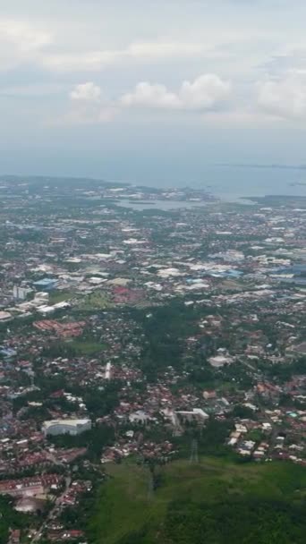 Luchtdrone Van Cebu Stad Met Moderne Gebouwen Wolkenkrabbers Zakelijke Centra — Stockvideo