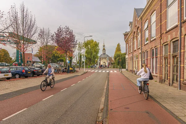 Leiden Oktober 2022 Lage Rijndijk Richting Zijlpoort Deze Stadspoort Staat — Stockfoto