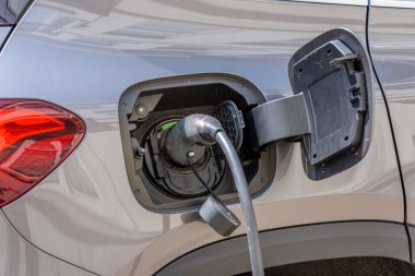 Elektrikli araba şarj. Teknoloji elektrikli araç kavramı