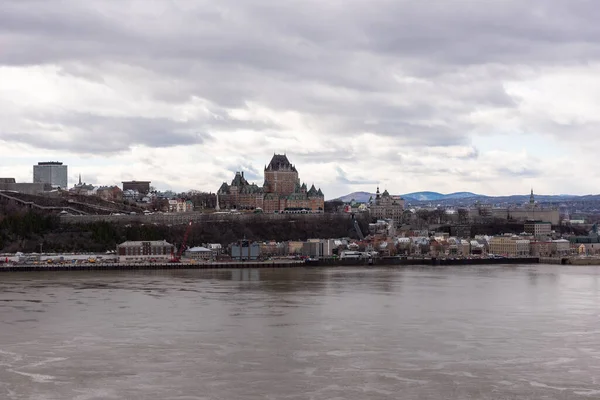 Pohled Staré Město Quebec Hrad Frontenac Jižního Břehu Řeky Lawrence — Stock fotografie