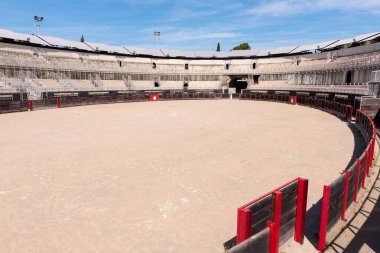 Frejus, Var, Provence-Alpes-Cotes-dAzur, Fransa 24 Mayıs 2022: Frejus Roma Amfitiyatrosunun tarihi anıtı