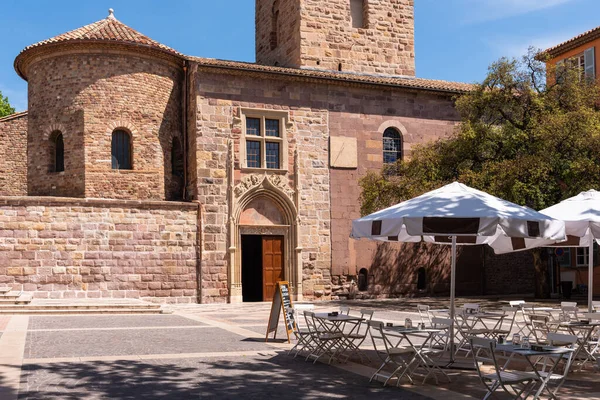 Frejus, Var, Provence-Alpes-Cotes-dAzur, Fransa 24 Mayıs 2022: Frejus 'un Notre-Dame ve Saint-Leonce Katedrali 