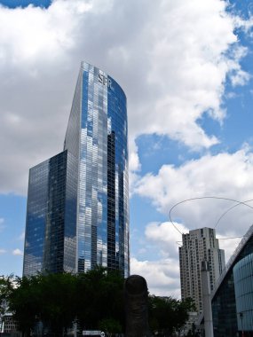 Paris Fransa - 22 Haziran 2009; La Defense Paris 'in ultra modern ticari bölgesi