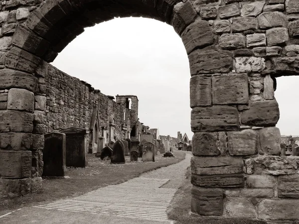 Chemin Sous Arche Pierre Dans Mur Périmètre Cimetière Andrews Écosse — Photo
