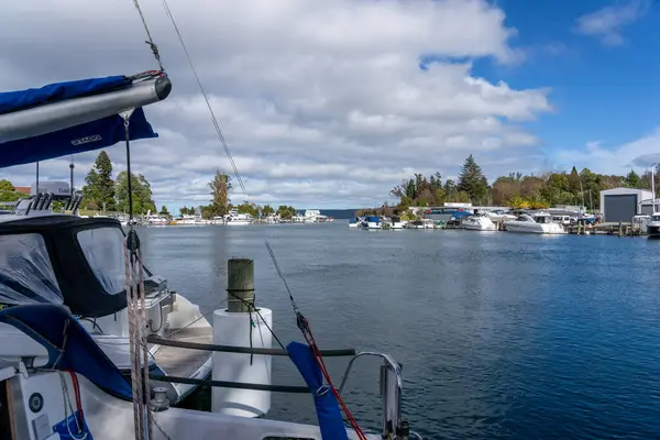 Taupo Nova Zelândia Abril 2023 Vista Extremo Leste Através Barcos — Fotografia de Stock