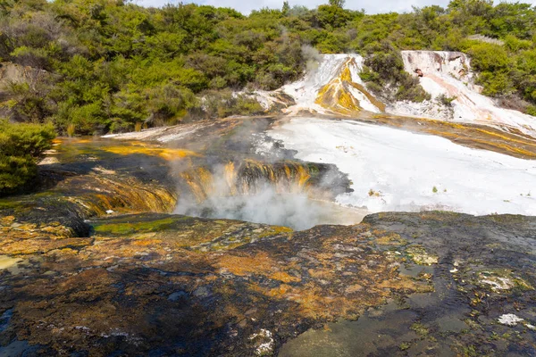 Terrazze Geotermiche Colorate Orakei Korako Paesaggio Drammatico — Foto Stock
