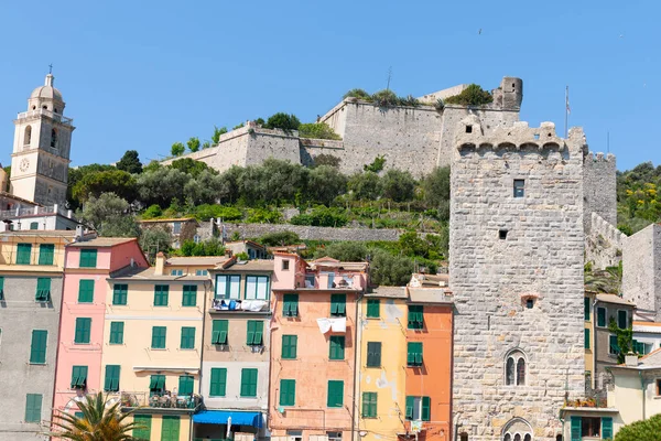 Színes Terasz Hagyományos Házak Középkori Kastély Portovenere Cinque Terre Olaszország — Stock Fotó