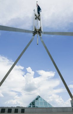 Canberra Australia - 23 Ocak 2011; Canberra Parlamentosu 'nun üzerindeki kulenin editörlük ayrıntıları