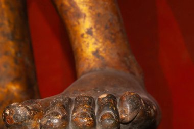 Büyük, oyulmuş bir ayak yakın plan..