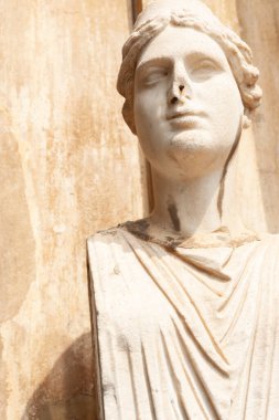 Roma İtalya - 22 Mayıs 2011; Vatikan 'ın galerisi içindeki ünlü heykel ve sanat eserleri.