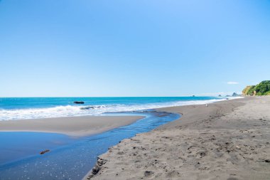 Kuzey Adası 'ndaki Oakura Sahili batı kıyısı, Taranaki Yeni Zelanda.