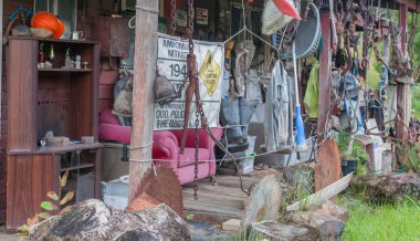 Avustralya - 8 Şubat 2012; Avustralya 'da eski kırsal çöplerin editörel koleksiyonu