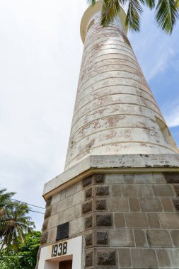 Galle Kalesi 'ndeki tarihi deniz feneri 1938' de 18 metre boyunca gökyüzüne doğru inşa edildi. Sri Lanka.