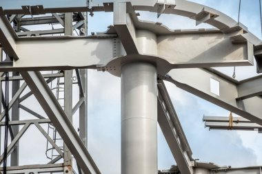 Tauranga Yeni Zelanda - 11 Nisan 2025; Şehir merkezinde yeni ticari bina inşaatı.