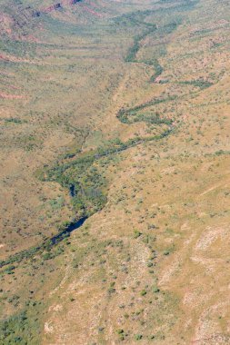 Nehrin hemen altında Batı Avustralya 'nın Kimberley bölgesindeki vadi boyunca uzanır..
