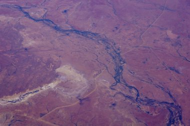 Avustralya 'nın kırmızı toprakları ve arazisi doğrudan aşağıdadır..