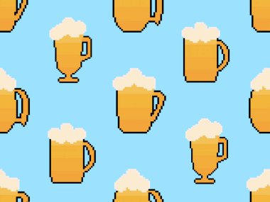 Pikseldeki bira bardakları kusursuz. Bardakta köpüklü bira. 90 'lardan kalma grafiksel video oyunları. Uygulama, afiş ve reklam için 8 bit bira bardağı tasarımı. Vektör illüstrasyonu